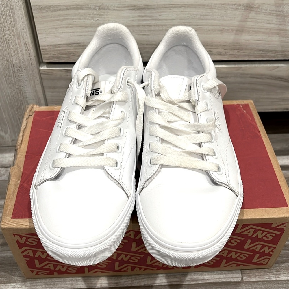 👟Vans Seldan Skate White Sneakers in Size 6 Women’s - Picture 4 of 11